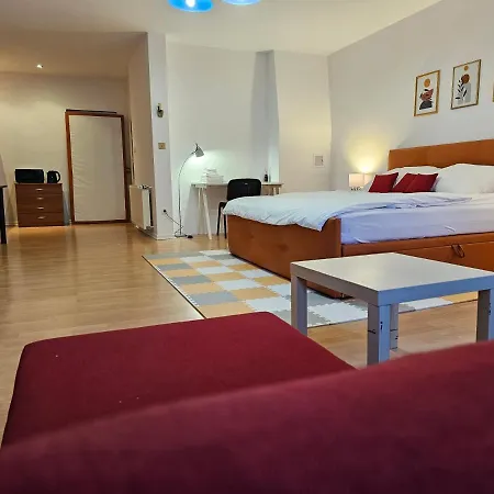 Serenity Homestay *